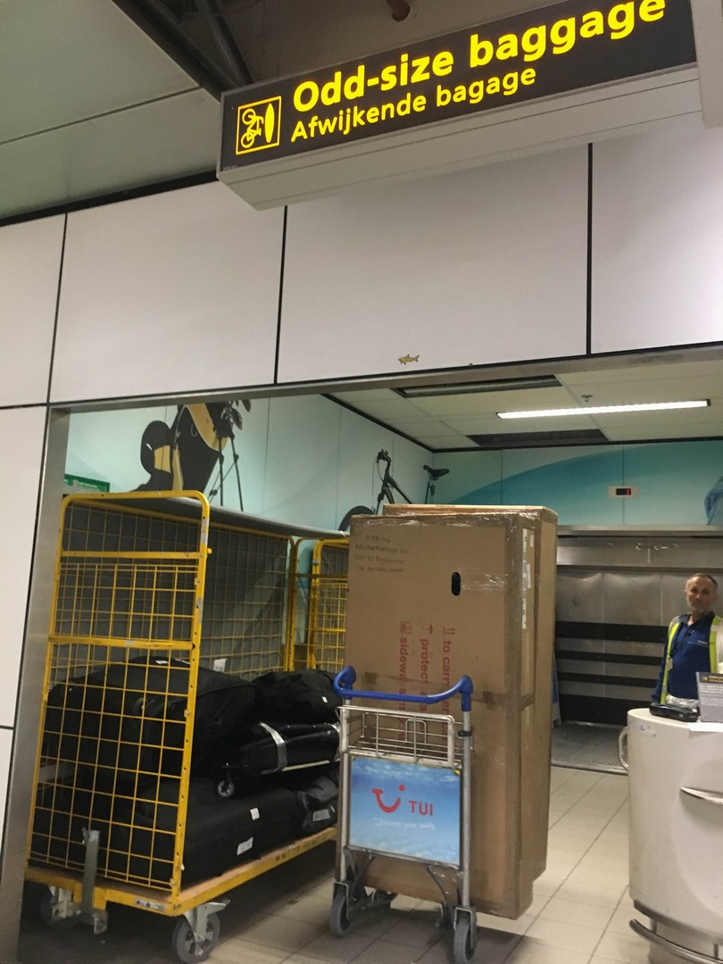 2019-03-27 Schiphol_Guayaquil-26