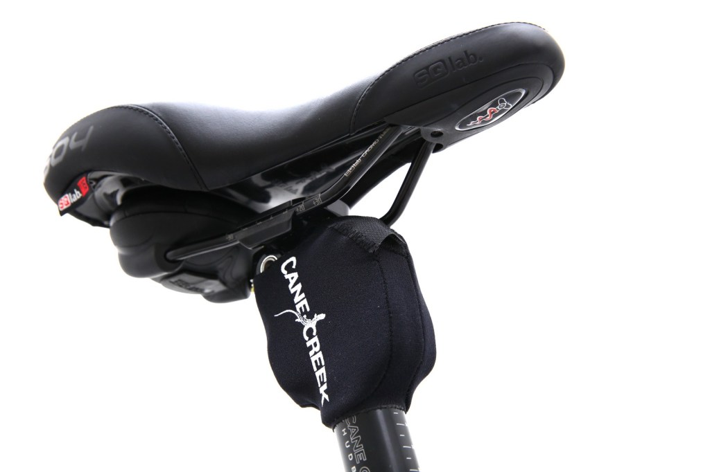 This image has an empty alt attribute; its file name is tm3_spinningsout_blue_canecreek.jpg